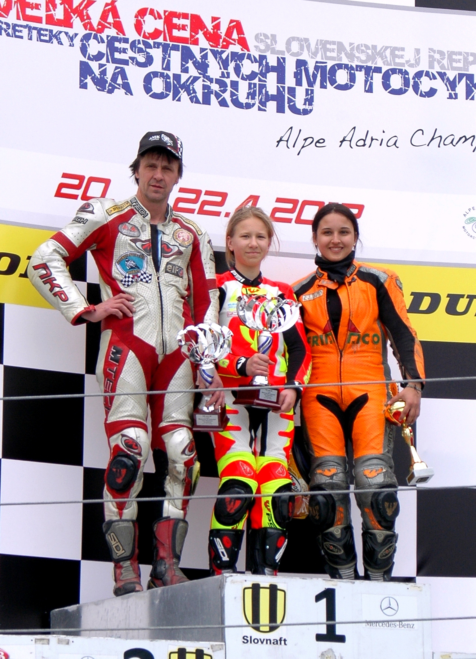 ŽŽ 125GP Oldřich Podlipný, Romana Tomášková, Barbora Jakubičková (1)